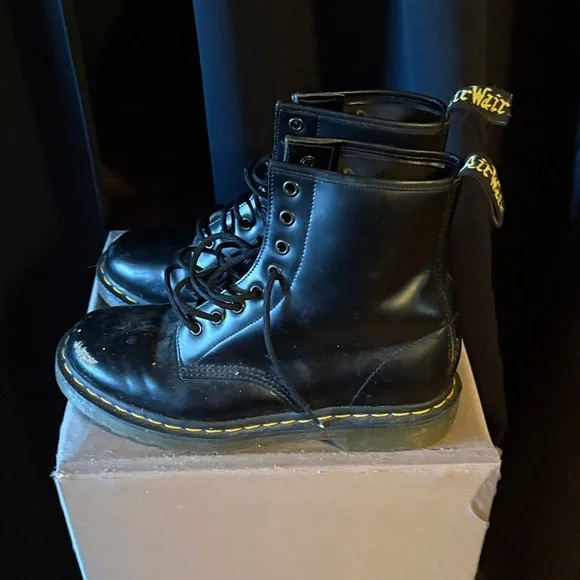 Dr. Martens Black Leather 8-Eye Lace-Up Boots with Yellow Stitching - Picture 4 of 9